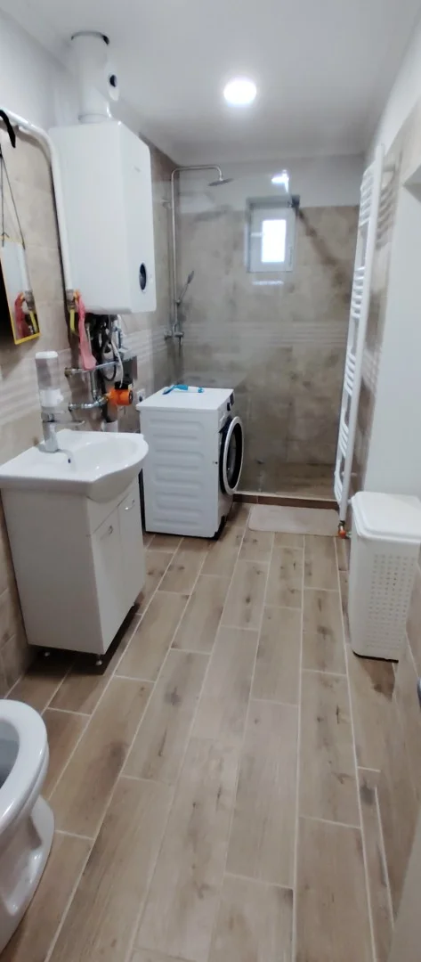 Eladó családi ház Kisgyőr Mocsolyástelet - Kép 8