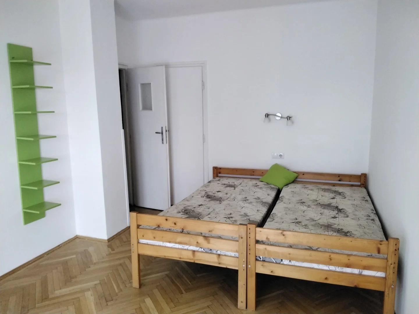 Eladó tégla lakás Győr Szent István út - Kép 12