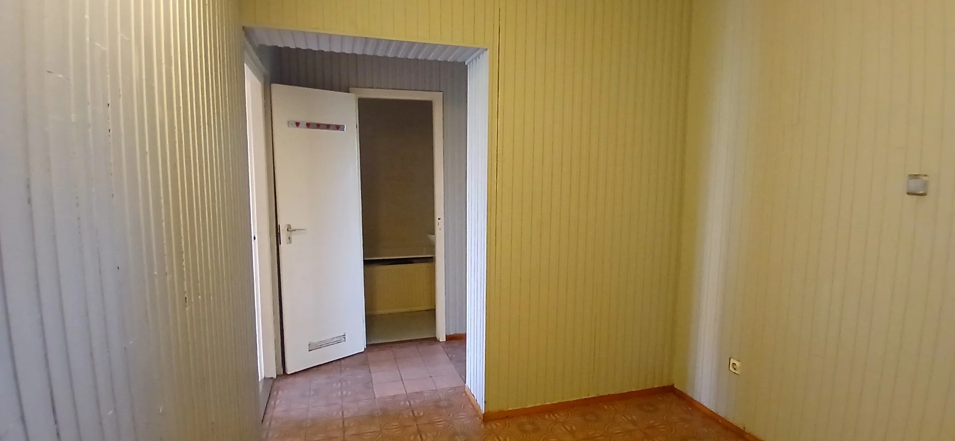 Eladó panel lakás Budapest 03. ker. Gyűrű - Kép 16