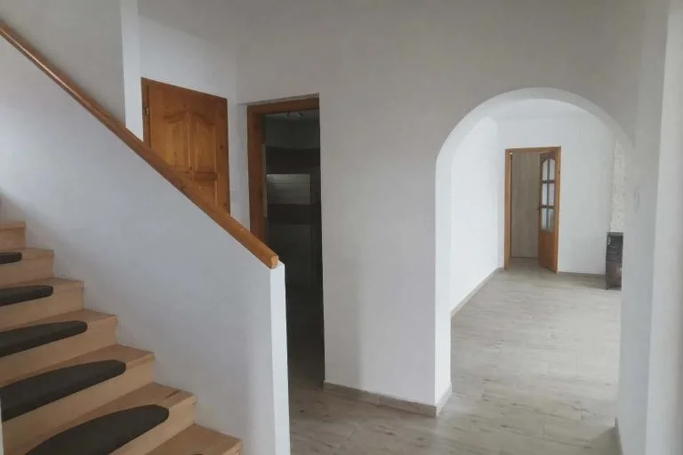 Eladó családi ház Miskolc - Kép 8