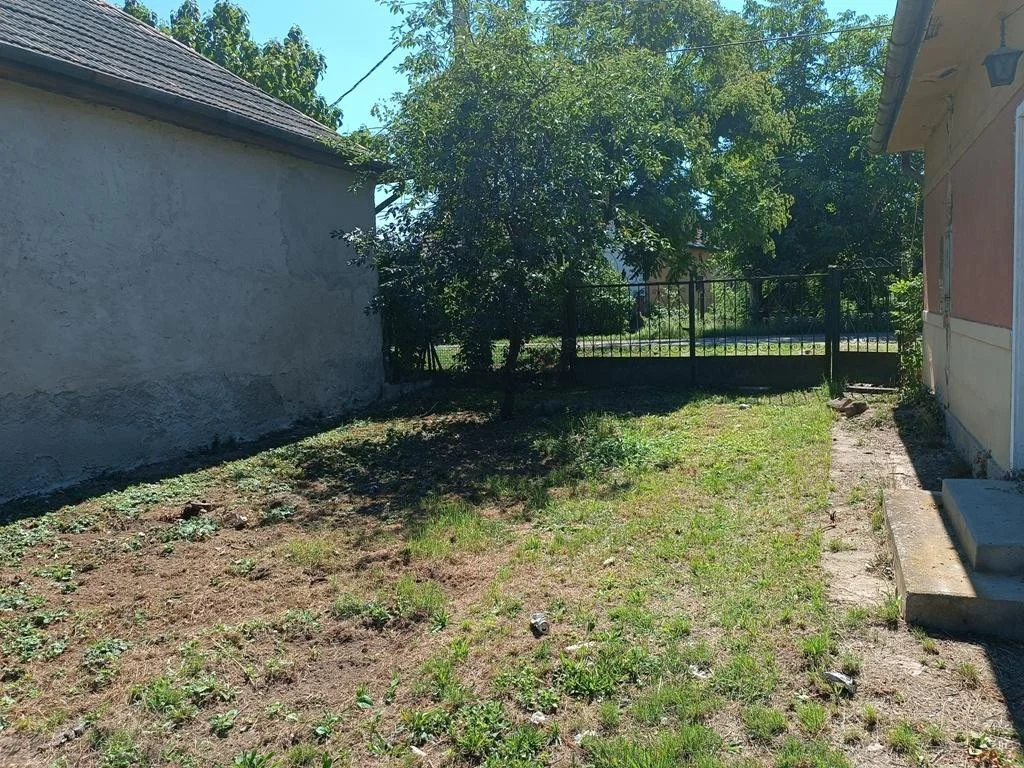 Eladó családi ház Vámosmikola Börzsönyi utca - Kép 2