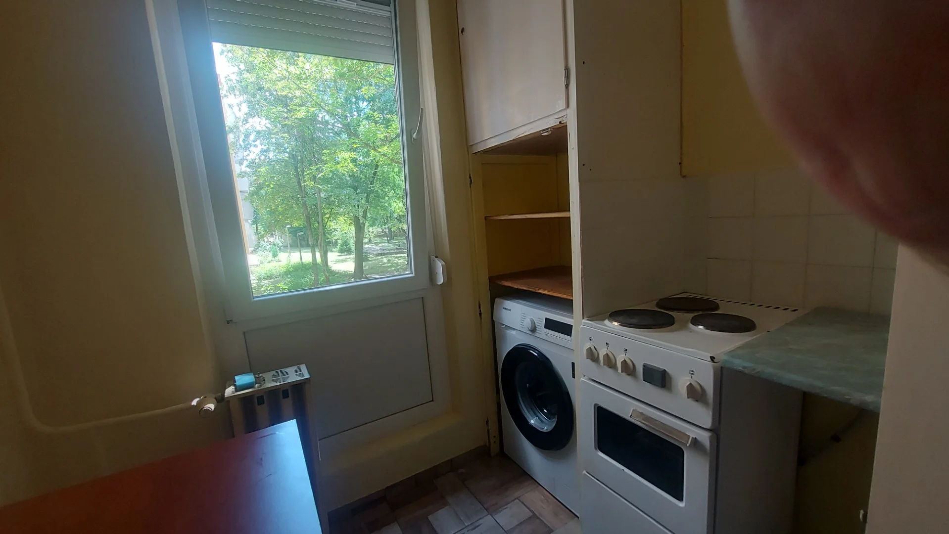 Eladó panel lakás Pécs Maléter Pál - Kép 2