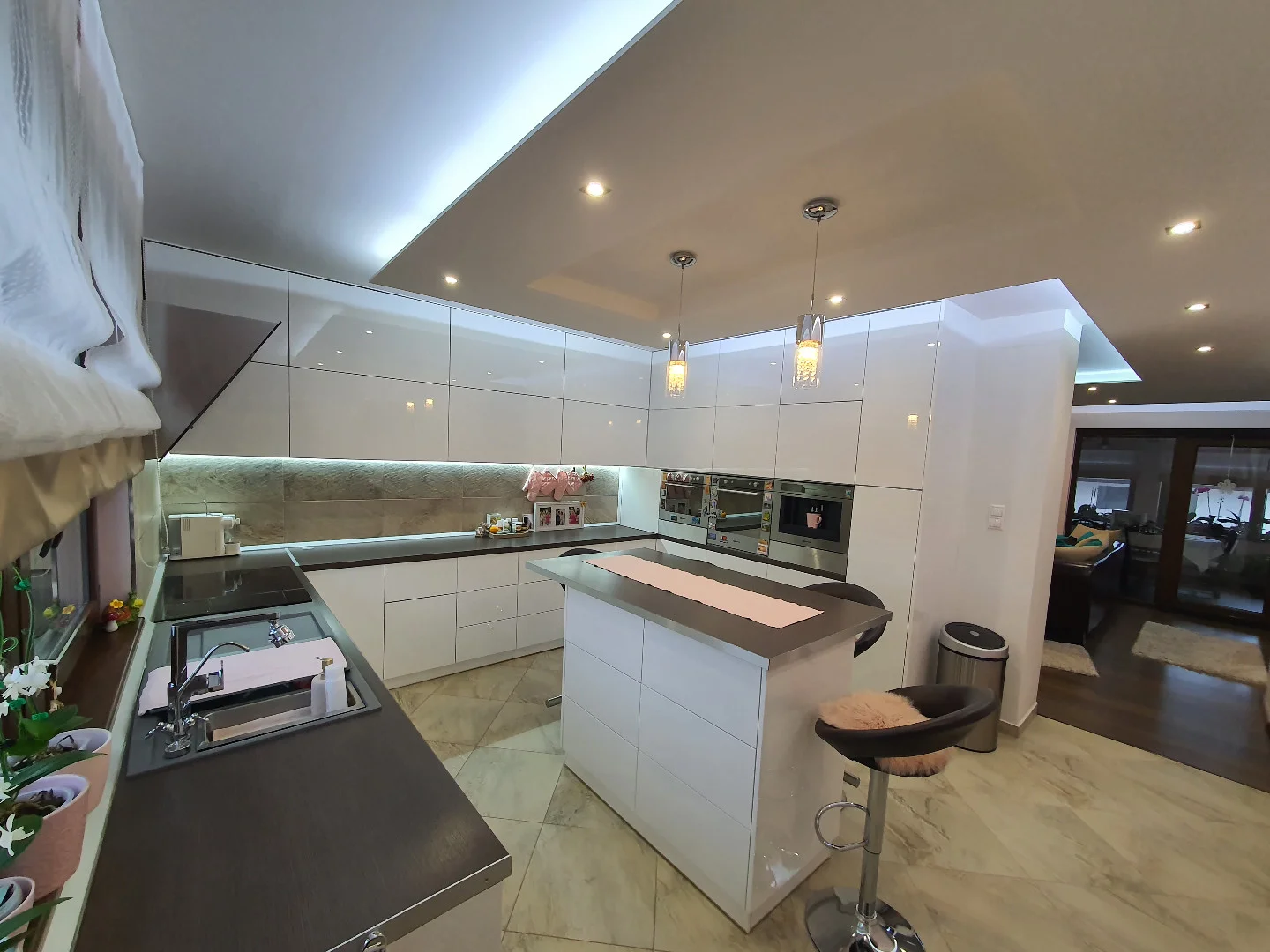 Eladó családi ház Ebes - Kép 3