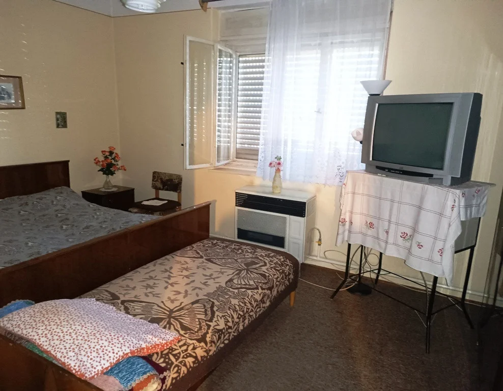 Eladó családi ház Perőcsény Hunyadi utca - Kép 5