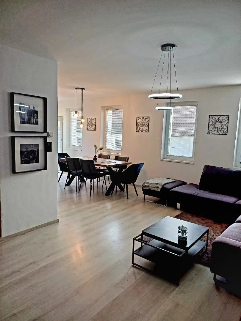 Eladó tégla lakás Pécs Ferenc utca - Kép 10