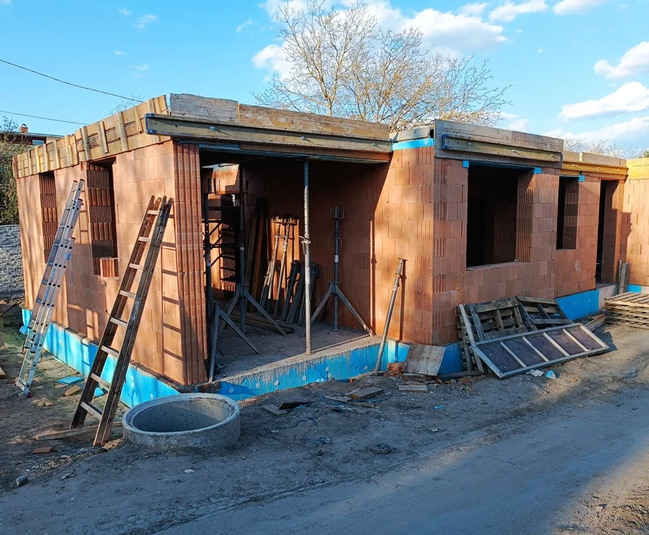 Eladó családi ház Göd - Kép 3