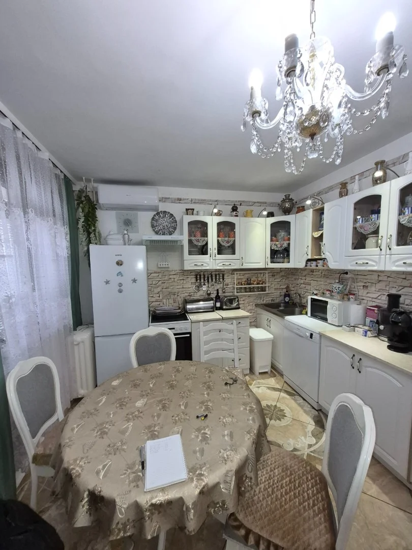 Eladó panel lakás Komló Kossuth Lajos utca - Kép 7