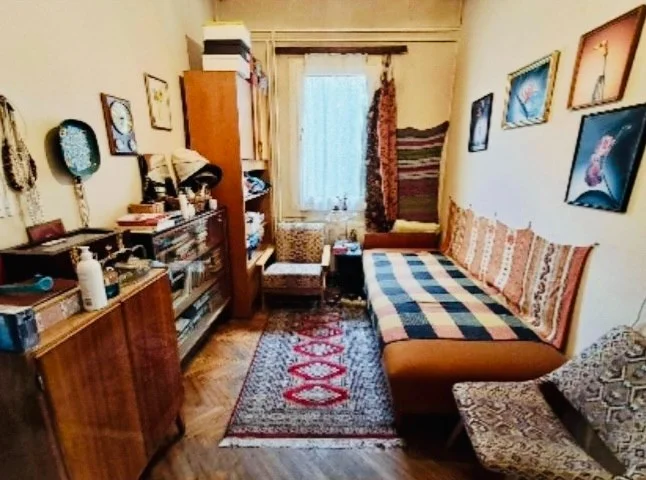 Eladó családi ház Budapest 15. ker. - Kép 11