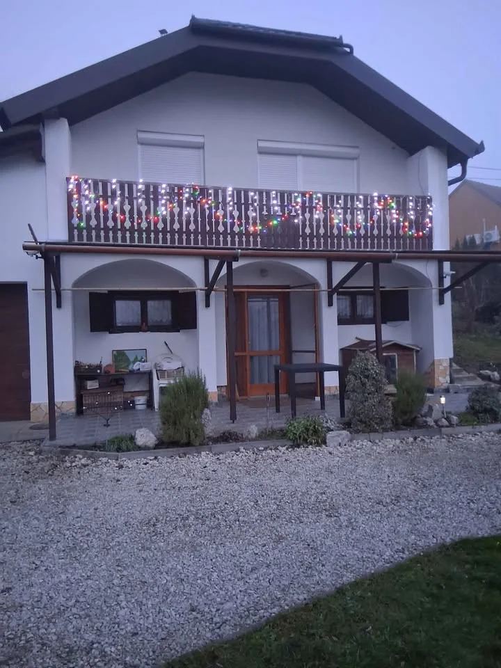 Eladó családi ház Galambok - Kép 2