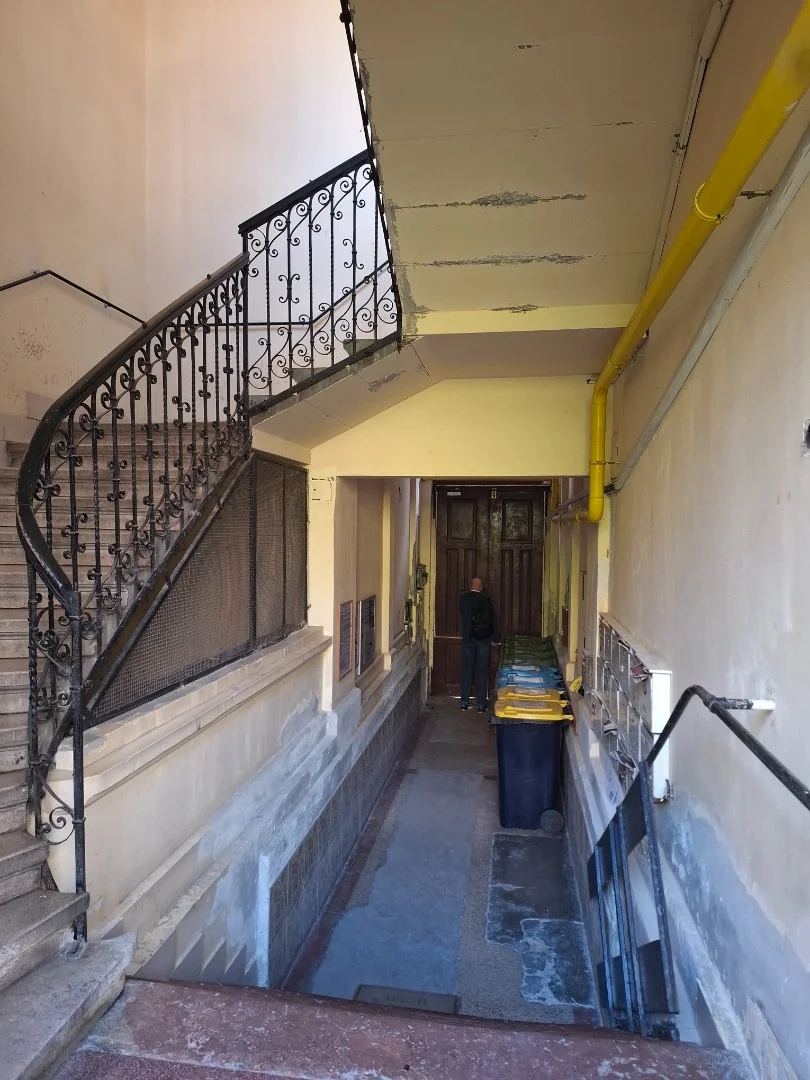 Eladó tégla lakás Budapest 06. ker. Szondi - Kép 11