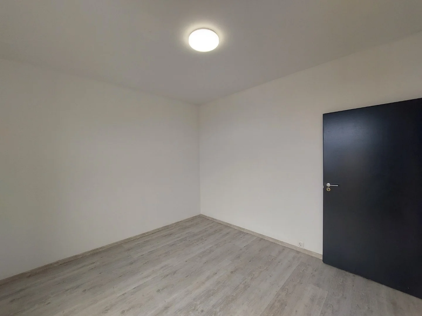 Eladó panel lakás Pécs - Kép 9