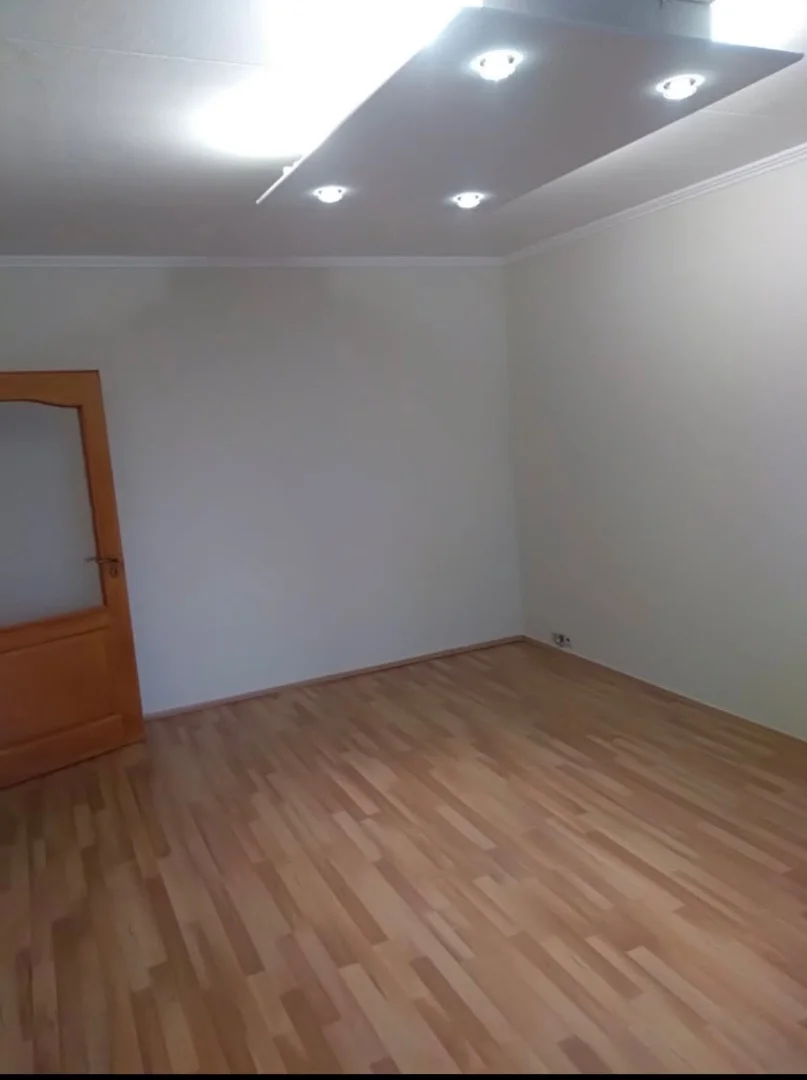 Kiadó panel lakás Székesfehérvár Saletrom - Kép 7
