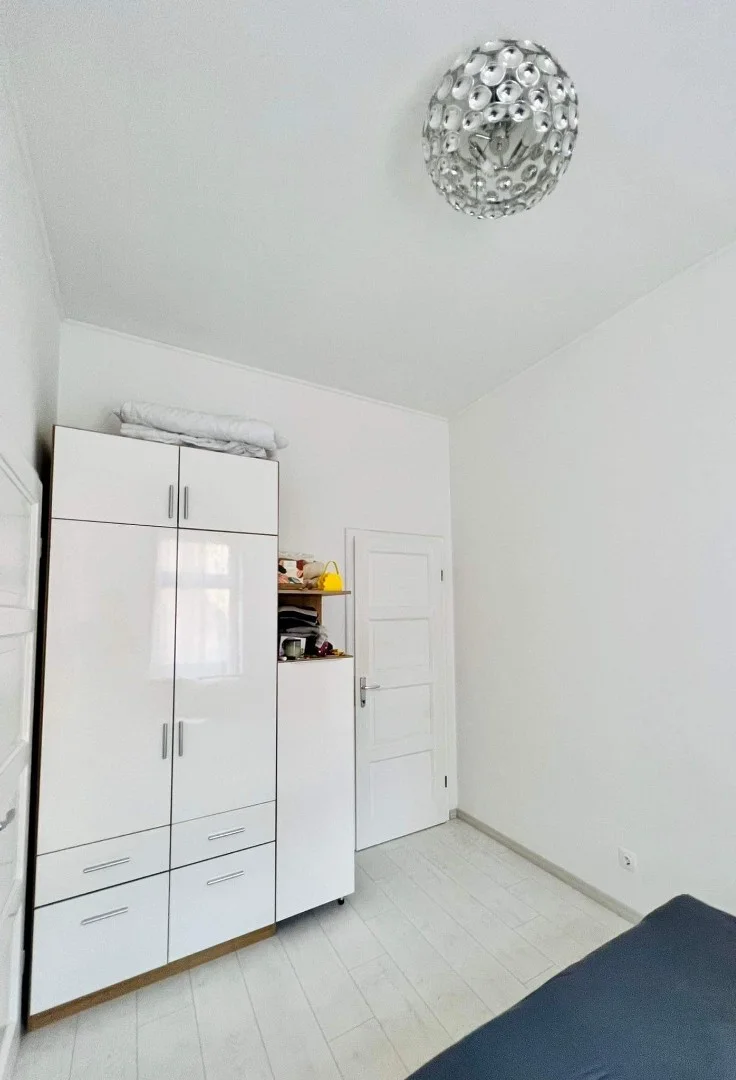 Kiadó tégla lakás Pécs Perczel Miklós utca - Kép 10