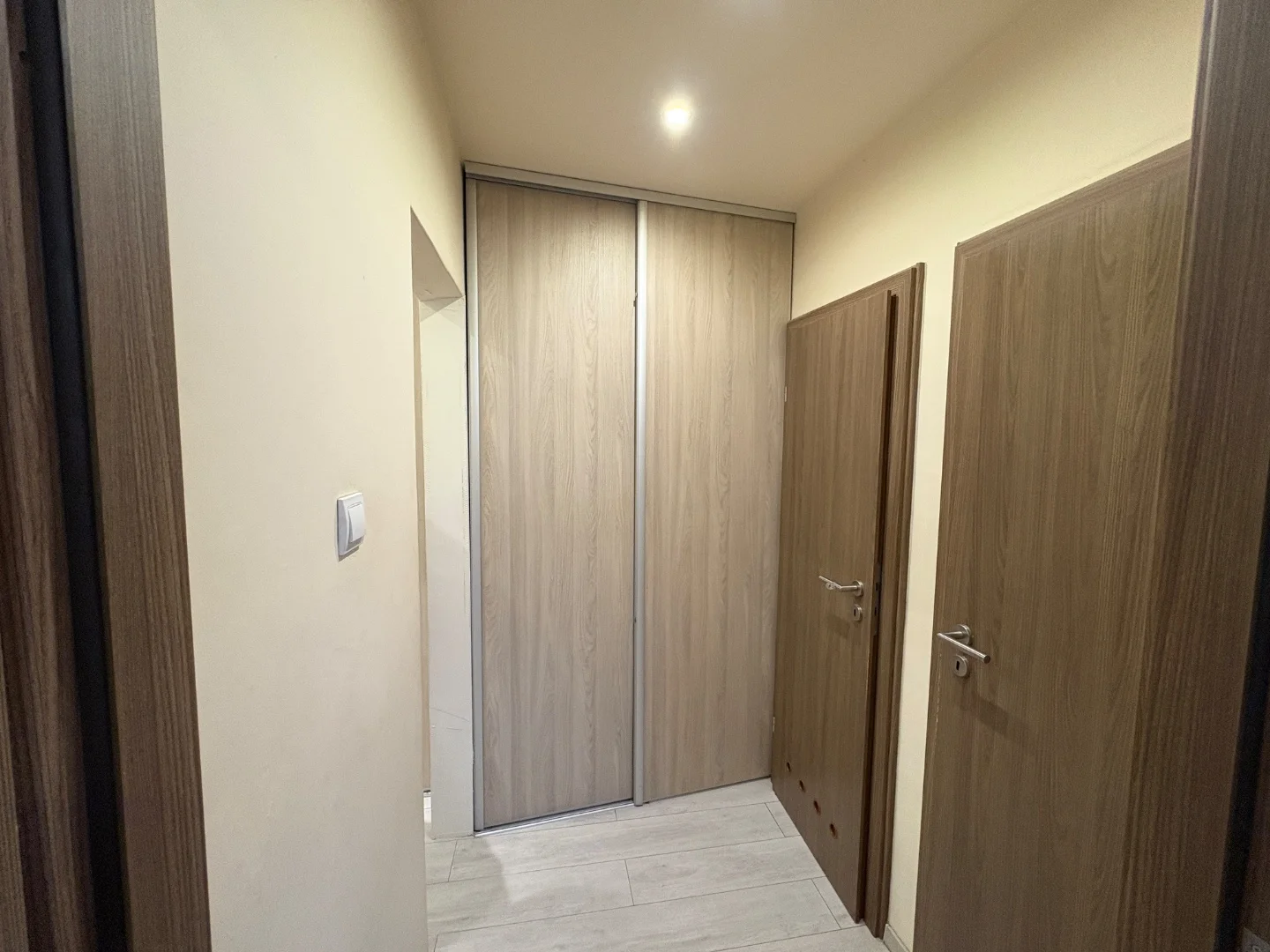 Eladó panel lakás Debrecen Derék utca - Kép 8