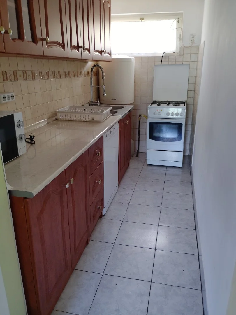 Kiadó ikerház Velence Csemete utca - Kép 3