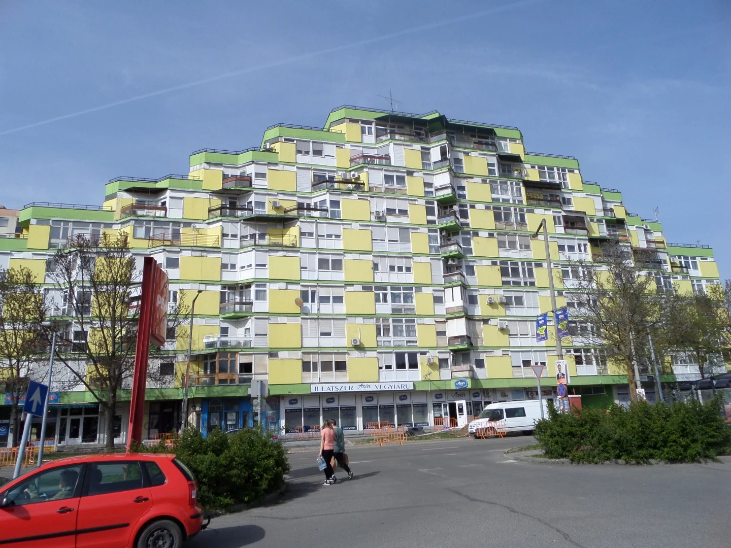 Eladó panel lakás Komló Kossuth Lajos utca