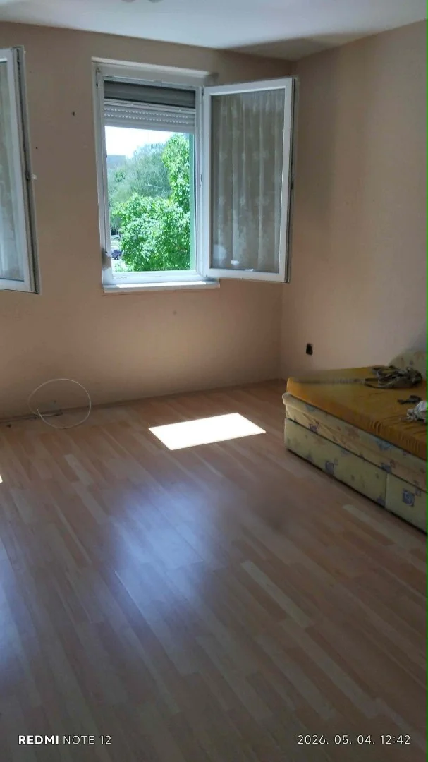 Eladó panel lakás Ajka Futó utca - Kép 7