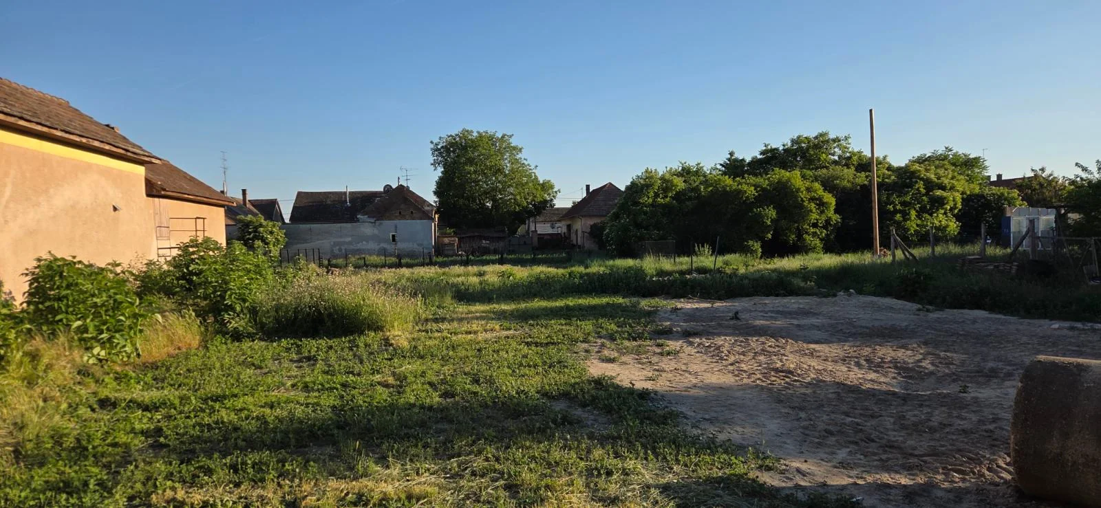 Eladó építési telek Nagykőrös Losonczi utca - Kép 2