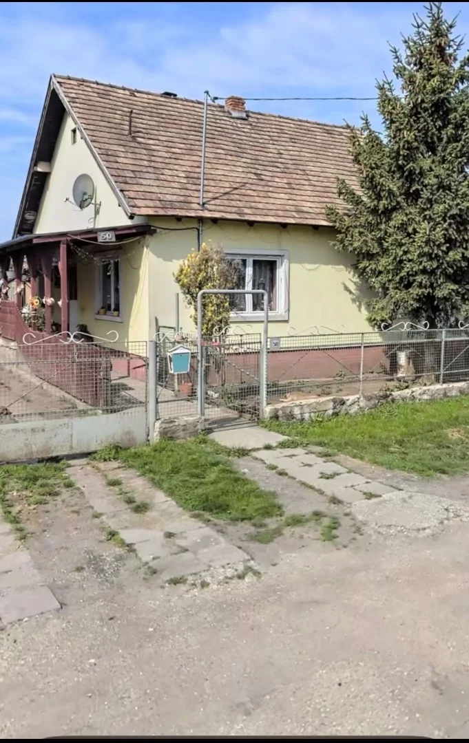 Eladó családi ház Bicske Kinizsi utca - Kép 2