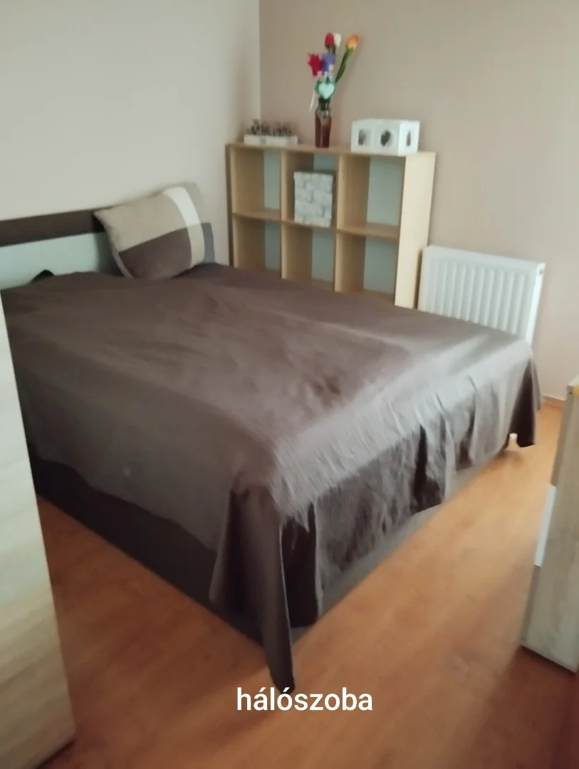 Eladó tégla lakás Pápa Márton István - Kép 9
