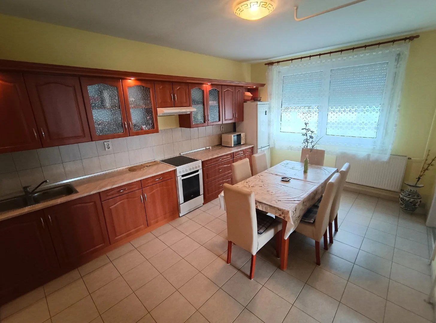 Eladó panel lakás Debrecen Kartács utca - Kép 3