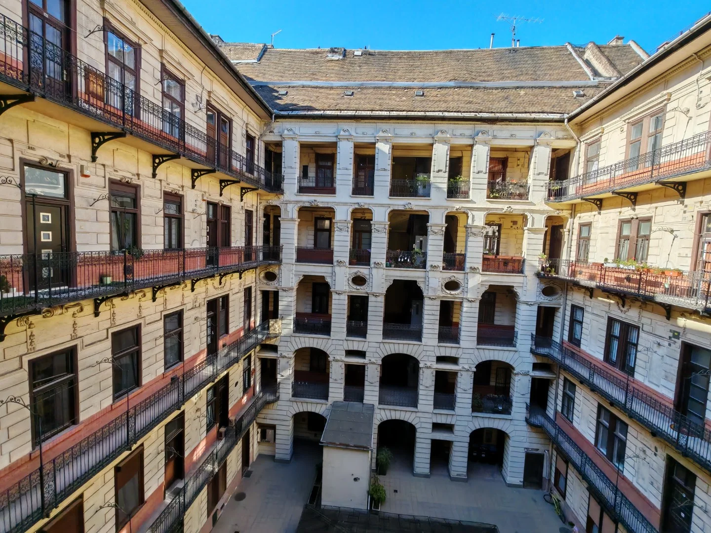 Eladó tégla lakás Budapest 08. ker. Rákóczi út - Kép 9