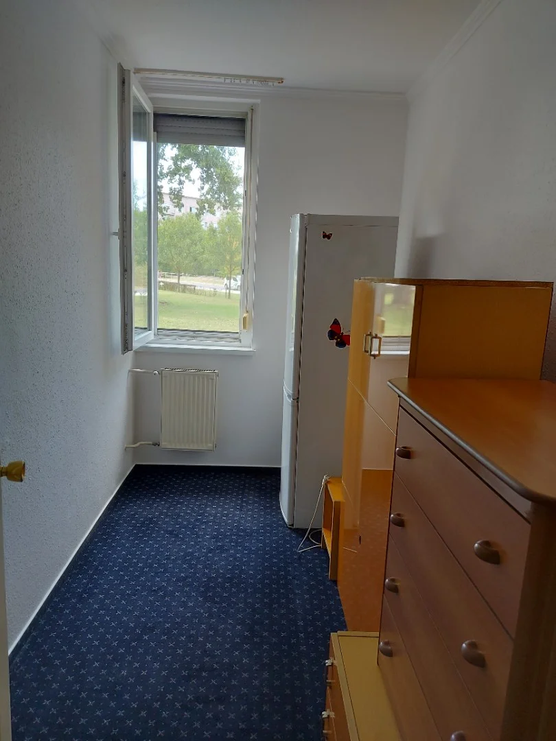Eladó tégla lakás Székesfehérvár Vásárhelyi utcs - Kép 3