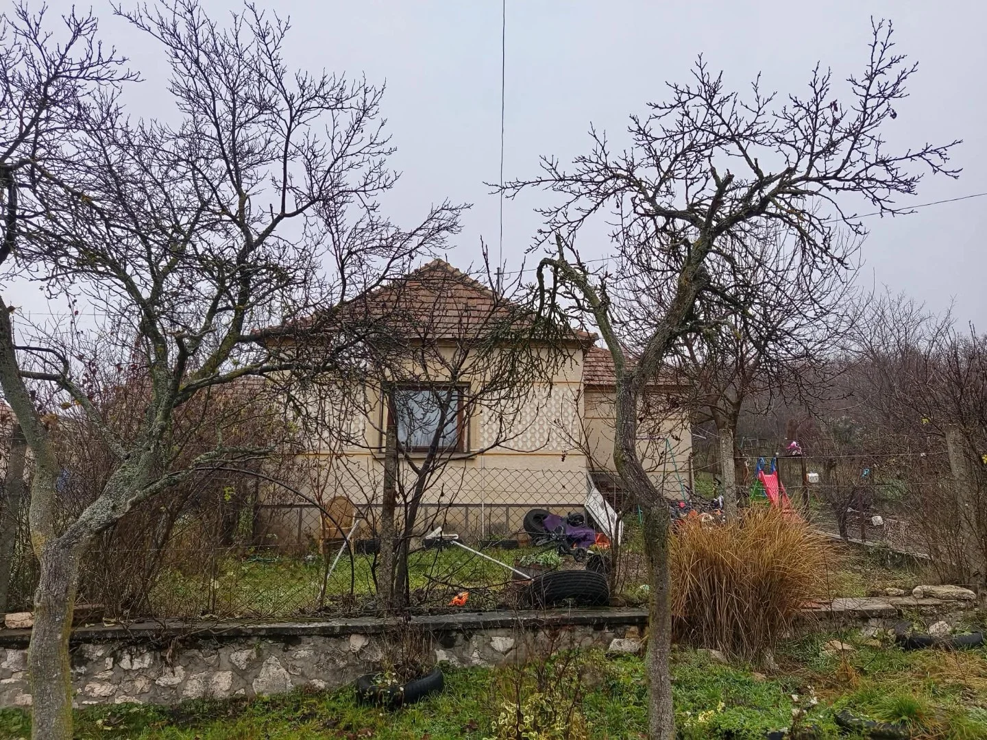 Eladó családi ház Szőc Domb utca