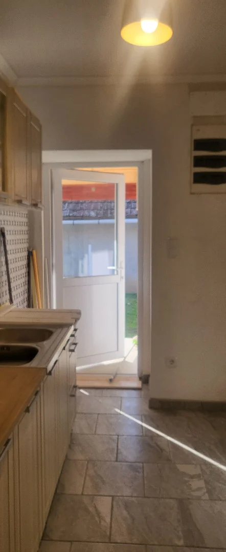 Eladó családi ház Gamás PETŐFI U. - Kép 7