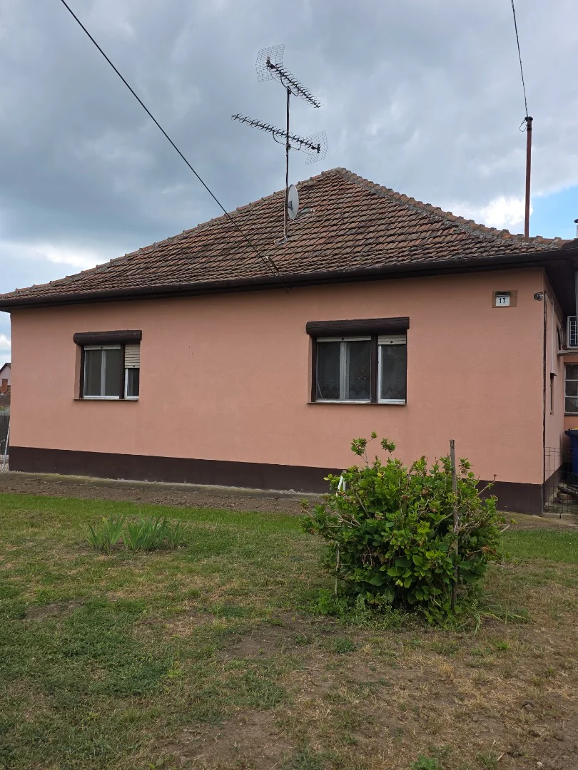 Eladó családi ház Debrecen Kútfő u - Kép 2