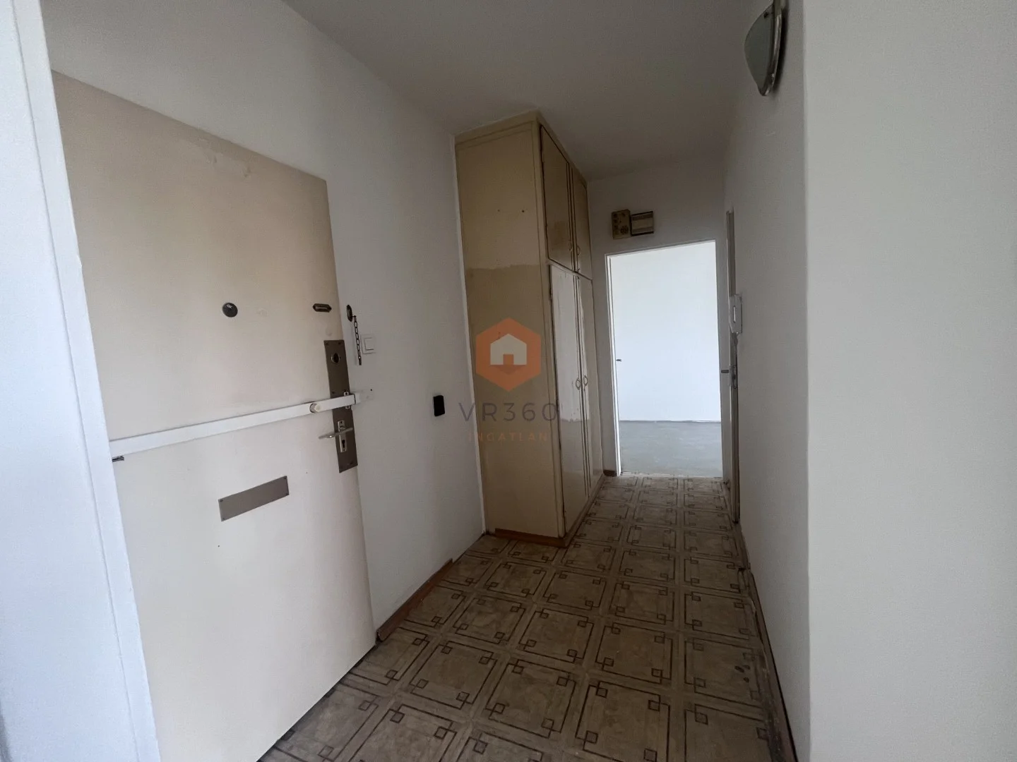 Eladó panel lakás Pécs Varsány - Kép 8