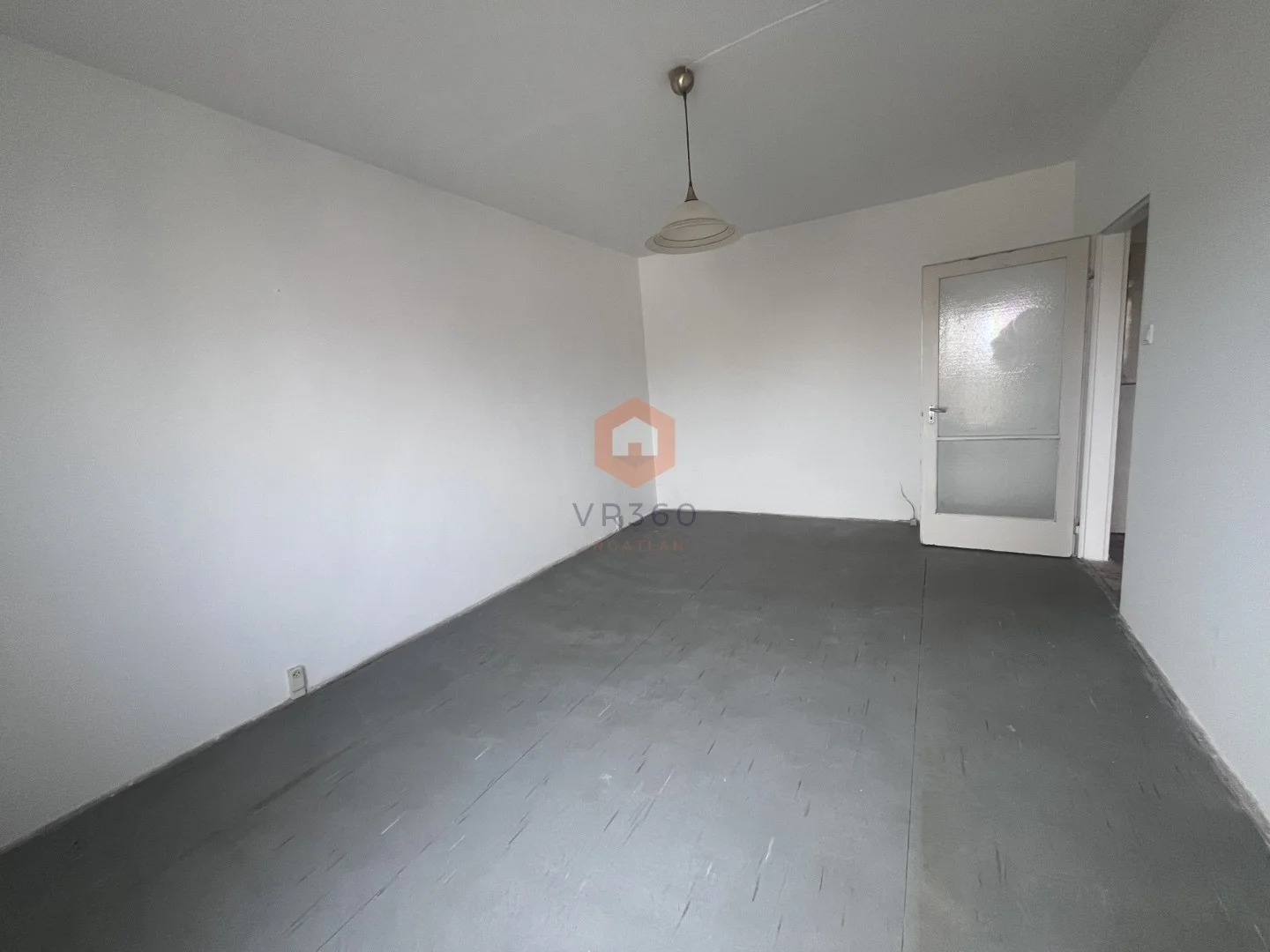 Eladó panel lakás Pécs Varsány - Kép 2