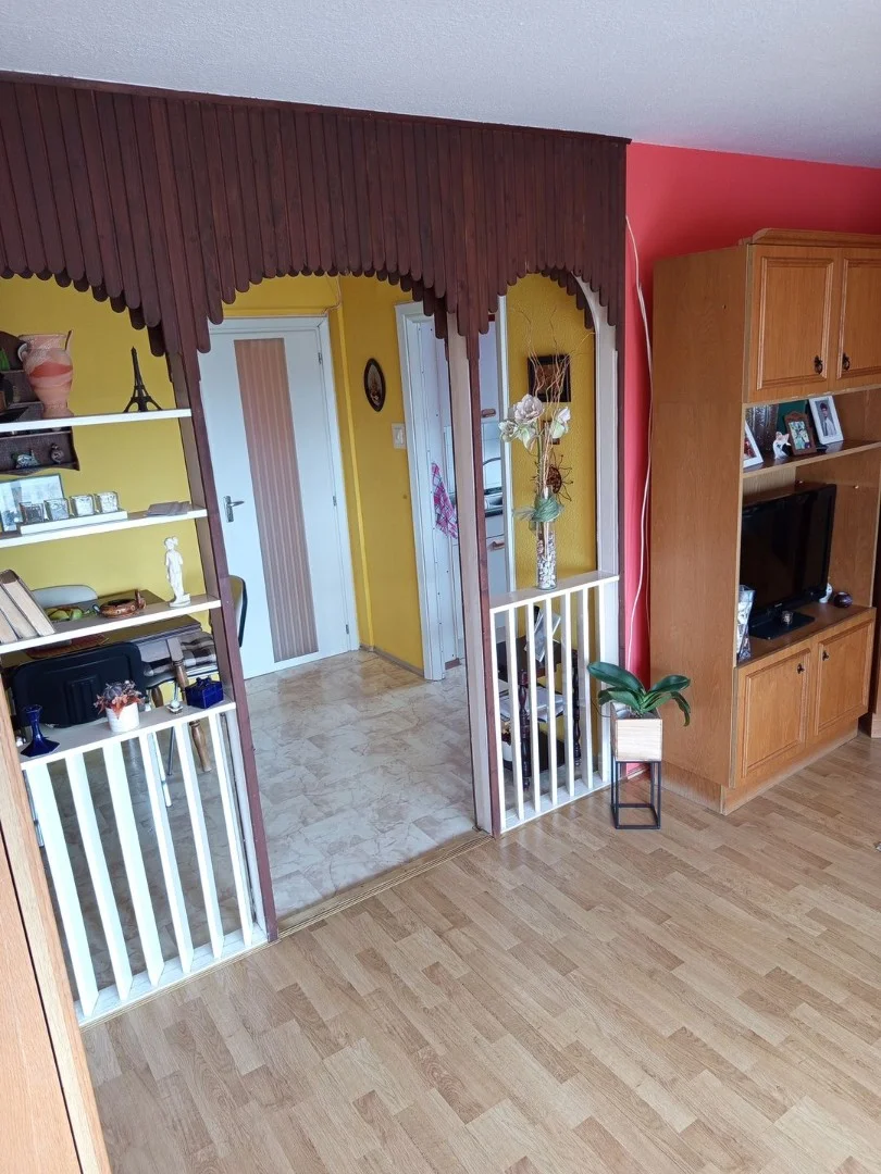 Eladó panel lakás Gyöngyös Warga László - Kép 3