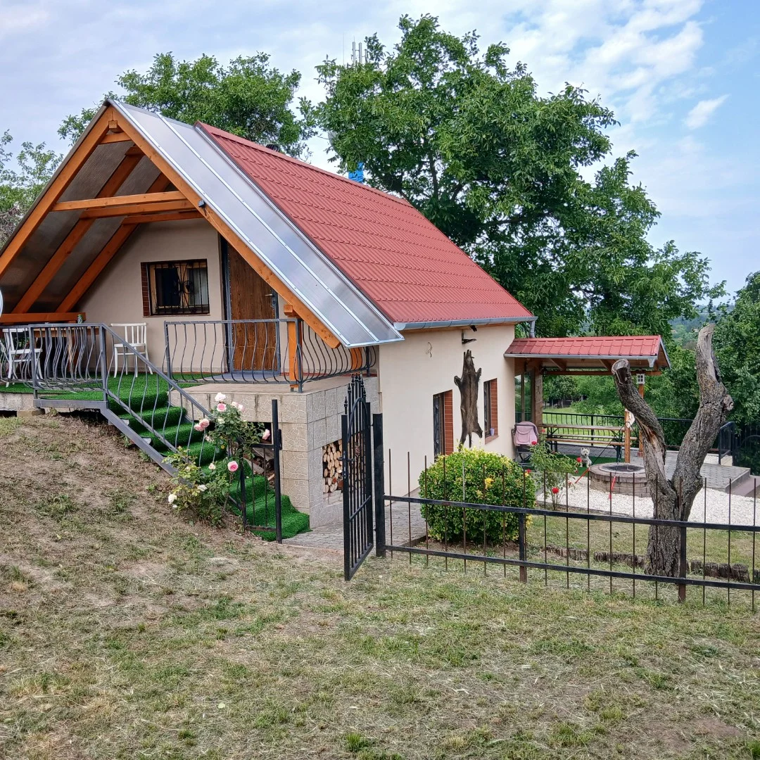 Eladó önálló nyaraló nyaraló / üdülő Szabadhídvég Zártkert