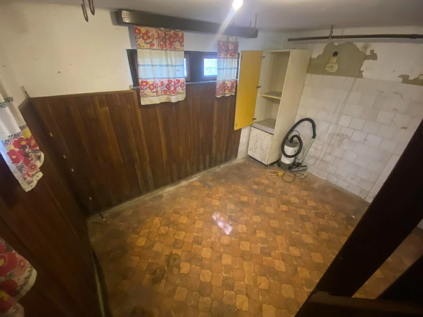Eladó önálló nyaraló nyaraló / üdülő Kulcs - Kép 5