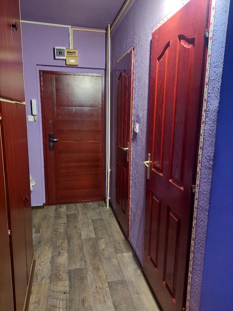 Eladó panel lakás Oroszlány Táncsics udvar - Kép 7