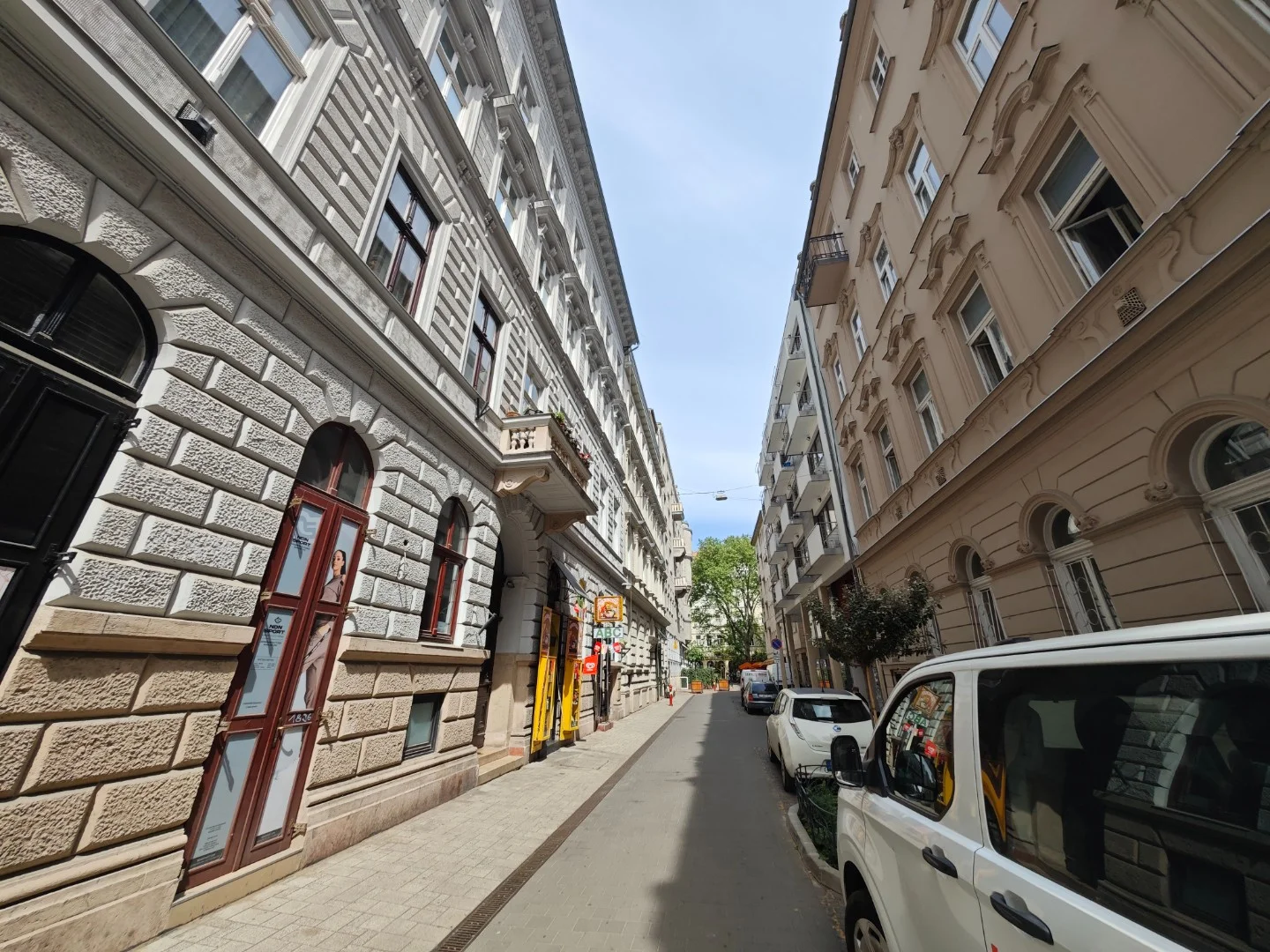 Eladó tégla lakás Budapest 06. ker. Paulay Ede utca - Kép 15