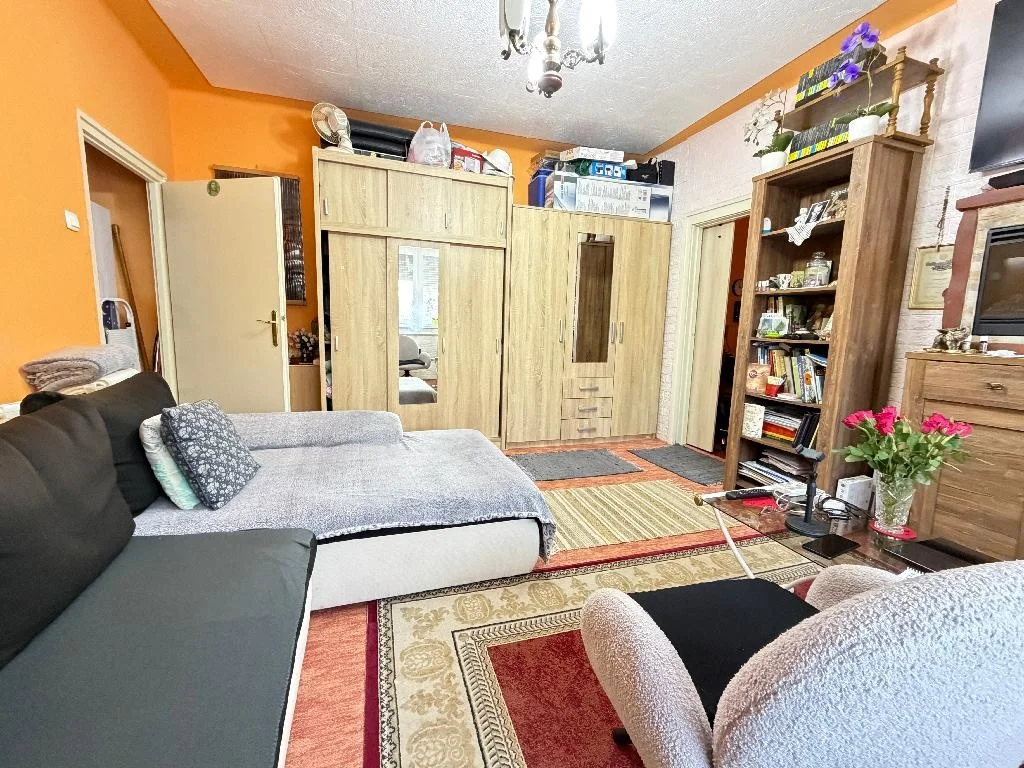 Eladó tégla lakás Pápa - Kép 3
