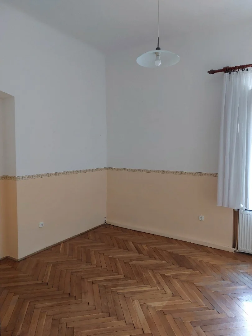 Eladó tégla lakás Baja Árpád utca - Kép 11