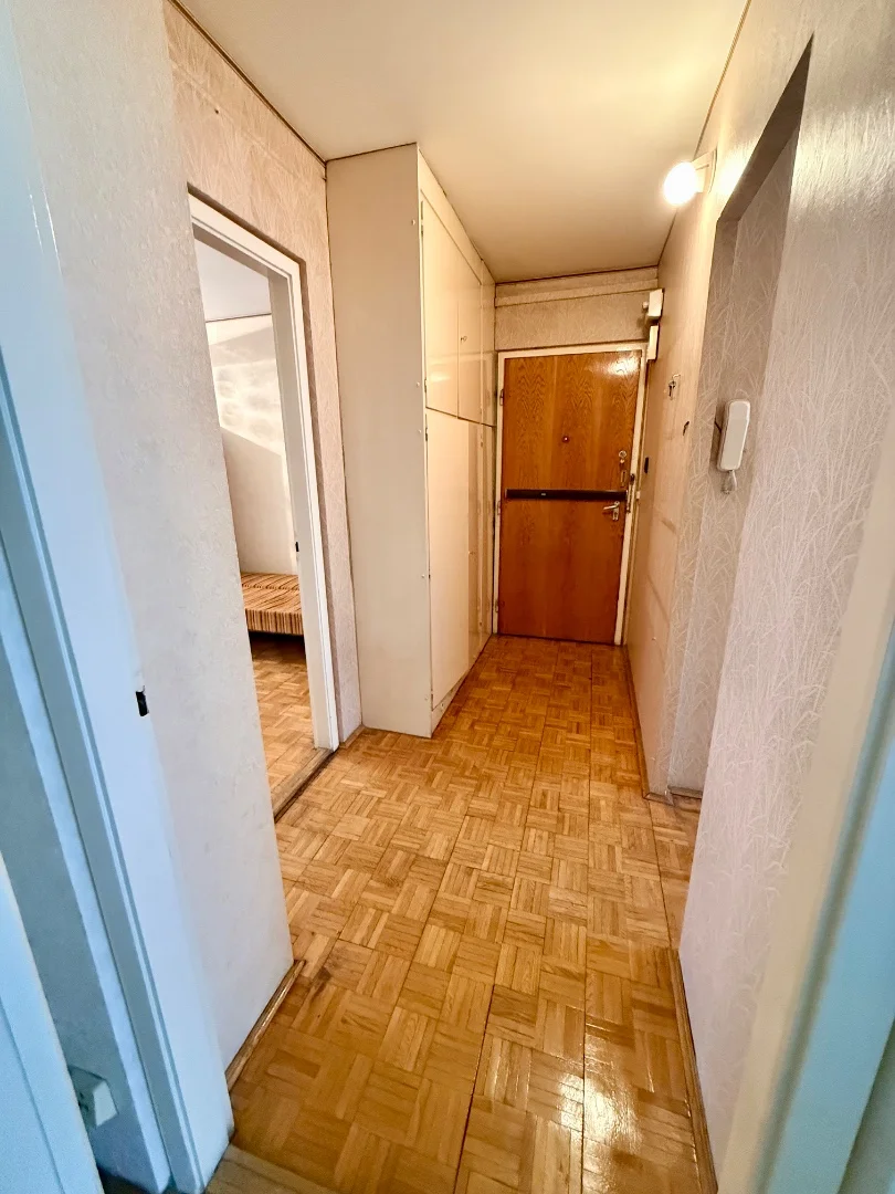 Eladó panel lakás Budapest 03. ker. Vörösvári út - Kép 3