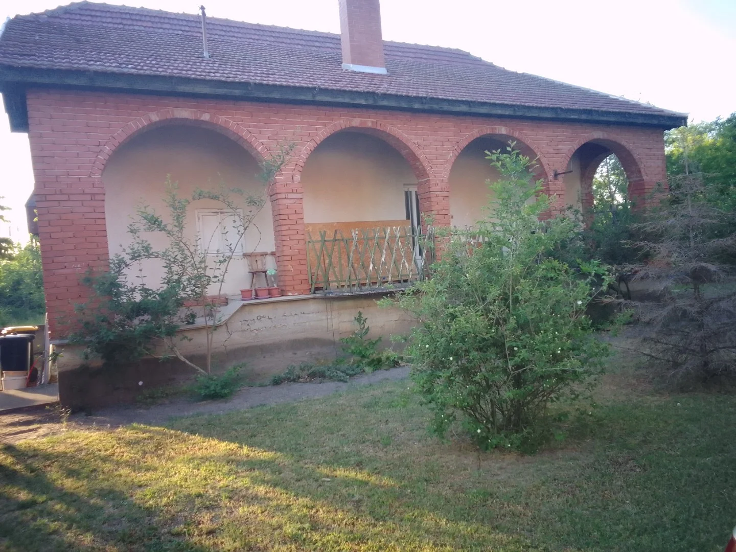 Eladó családi ház Tiszaalpár - Kép 2