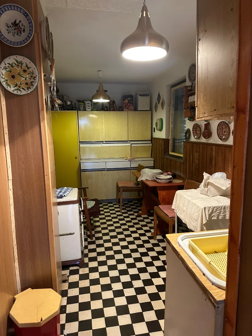 Eladó önálló nyaraló nyaraló / üdülő Esztergom Juhász József utca - Kép 3