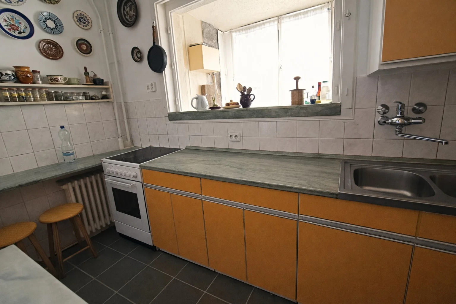 Eladó tégla lakás Tatabánya - Kép 9