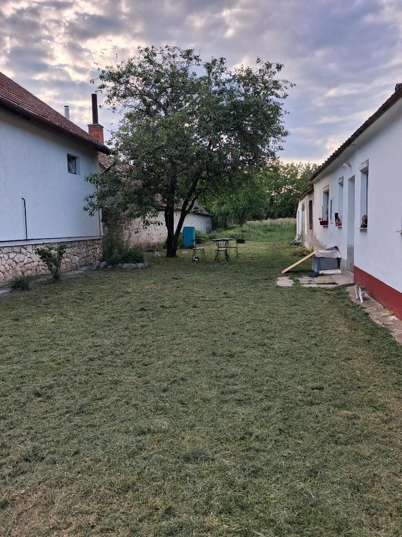 Eladó családi ház Vönöck Település széle - Kép 12