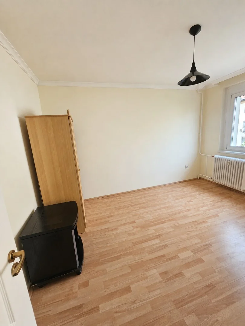 Eladó tégla lakás Debrecen Haláp utca - Kép 4