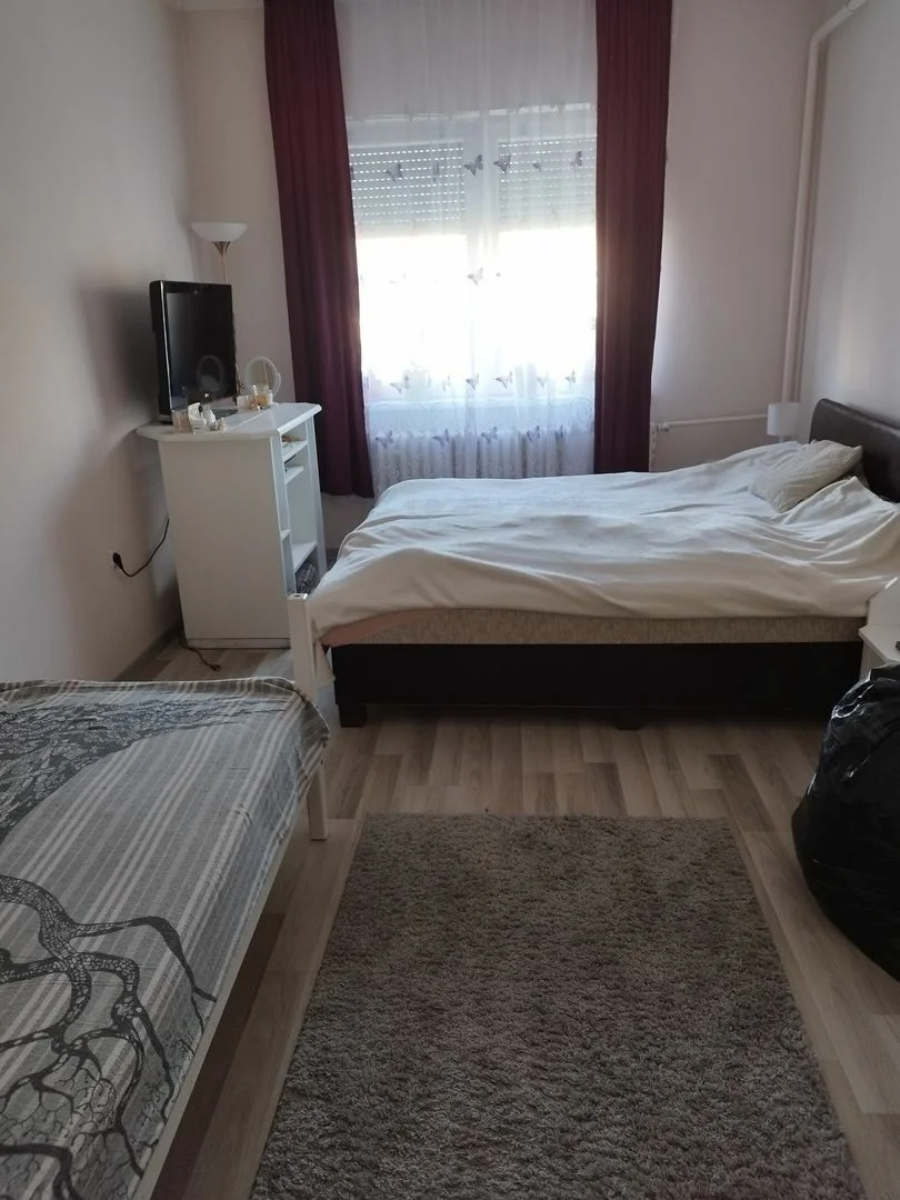 Eladó családi ház Károlyháza Vadvirág utca - Kép 6