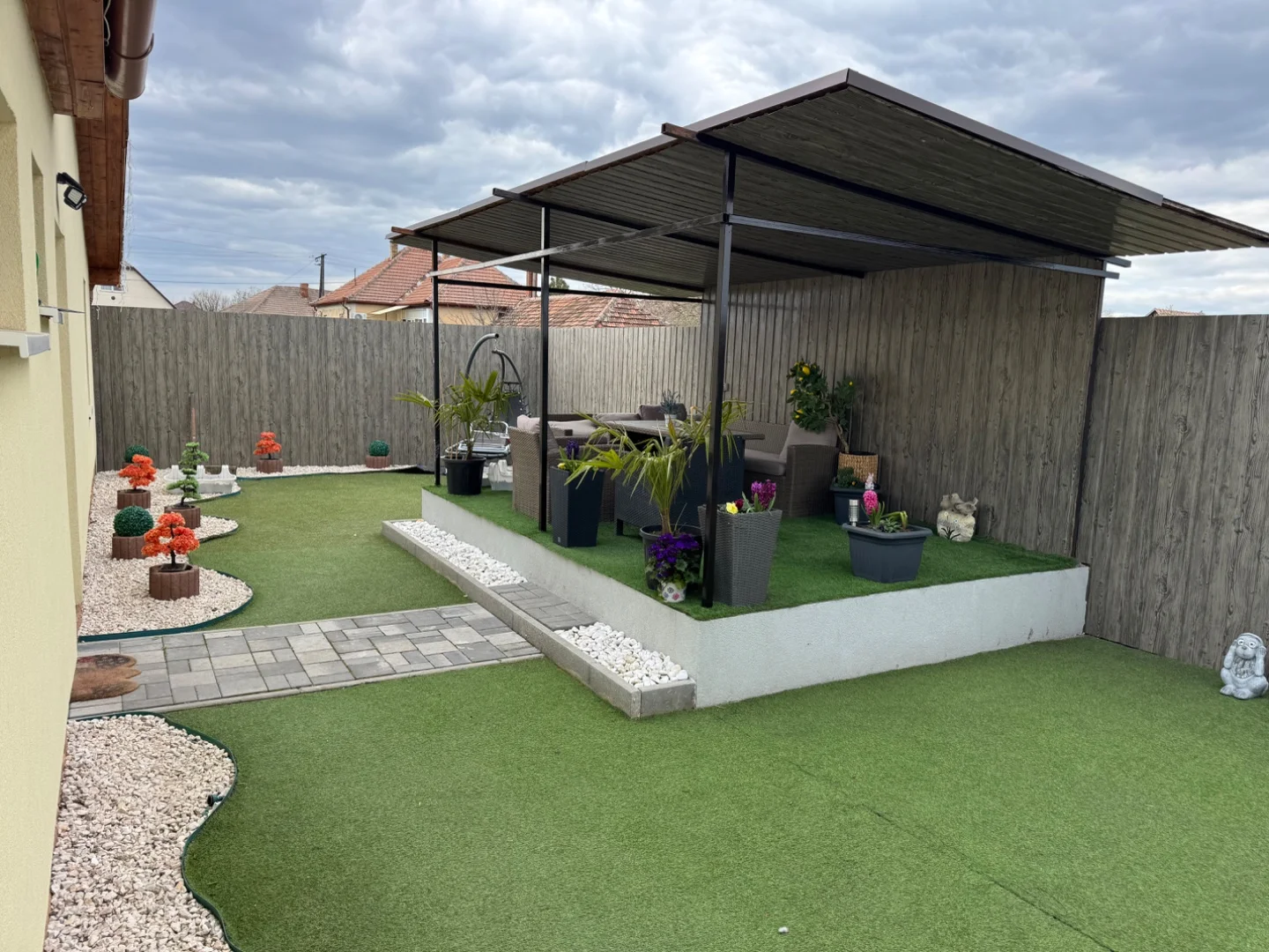 Eladó családi ház Besenyőtelek - Kép 11