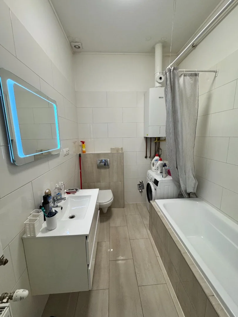 Kiadó tégla lakás Pécs Perczel Miklós utca - Kép 10