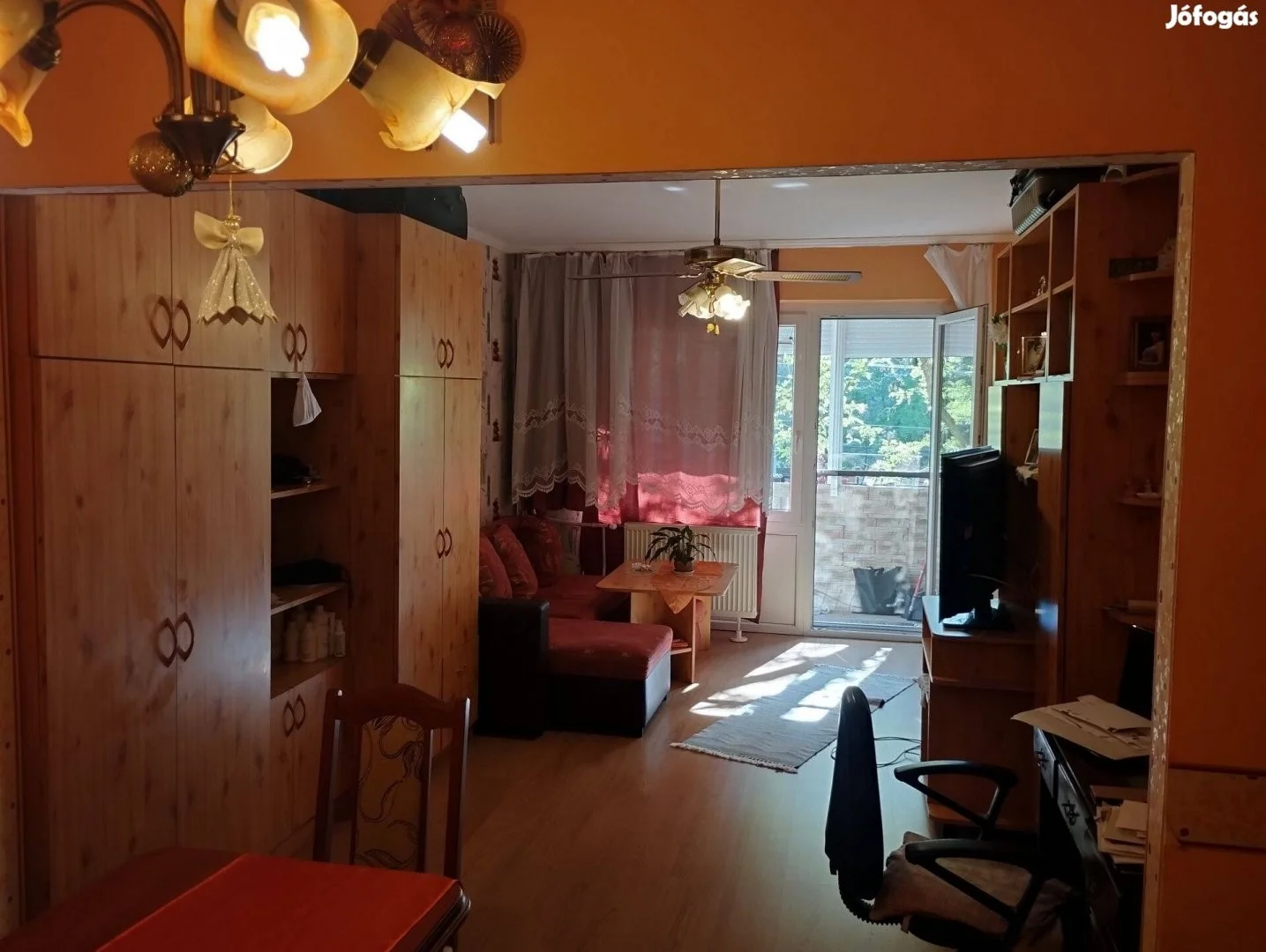 Eladó panel lakás Szeged Hont Ferenc utca