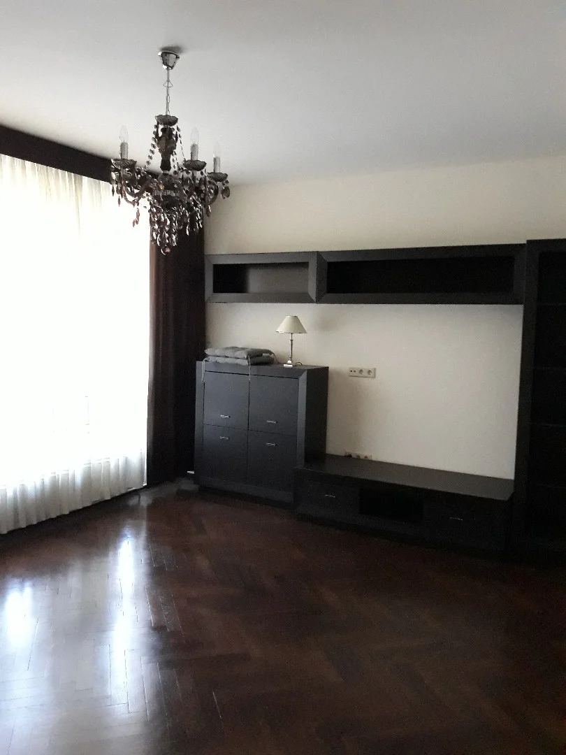 Kiadó tégla lakás Budapest 06. ker. Délibáb u - Kép 7